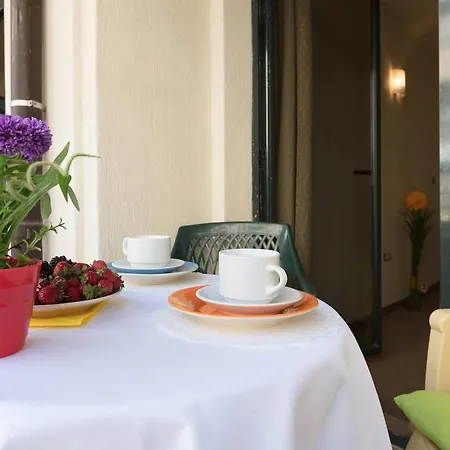 ❤ 1 Bedroom W Kitchen&balcony ❤d206a❤ Appartamento *